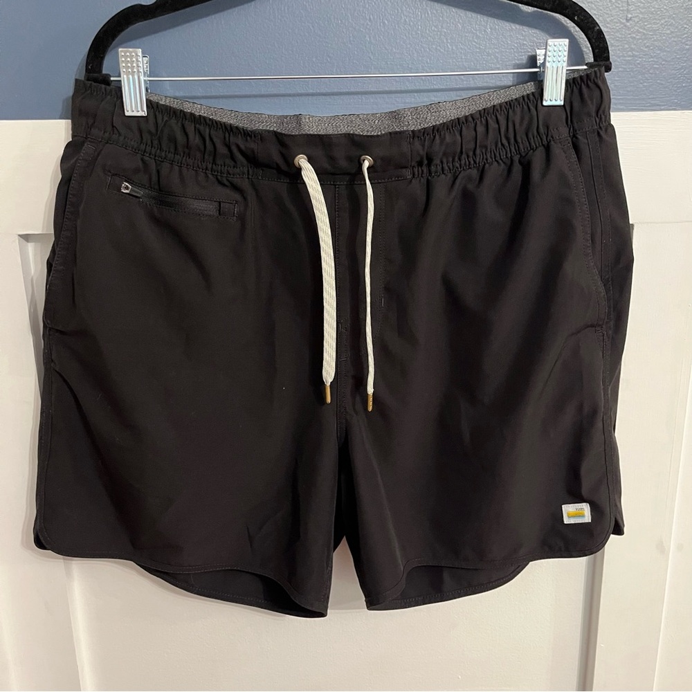 Vuori Men’s Banks Session Short Unlined 5” inseam Black